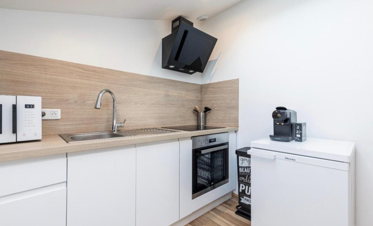 Studio Cozy Avec Terrasse N12 Nice Ngoại thất bức ảnh